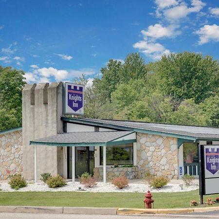Knights Inn Cleveland/Macedonia Exterior foto